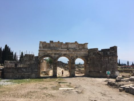 calle+pamukkale+turquia+ruinas